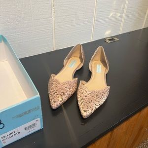 Blush Lucy Betsey Johnson Flats size 8M NEW
